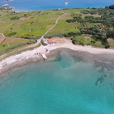 By The Sea Lumbarda, Korcula - 4376 아파트