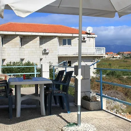 By The Sea Lumbarda, Korcula - 4376 *