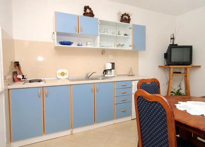 By The Sea Lumbarda, Korcula - 4376 *